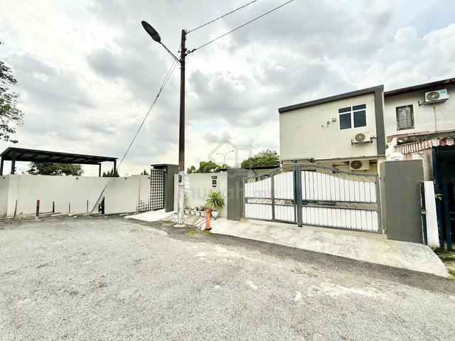 CORNER LOT 2 Storey Taman Sri Andalas, Klang with SWIMMING POOL 1