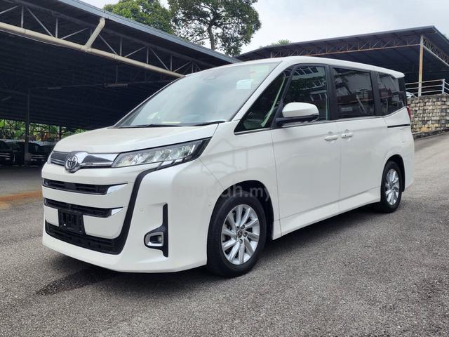 2022 Toyota NOAH 2.0 Z (A)👍RARE Specs 4Tone Color - 3