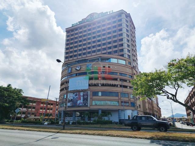 3 Adjoined Shop Lots, Second Floor, Eastern Plaza, Tawau 1