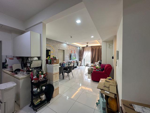 The Twin Residences @ Tampoi 1