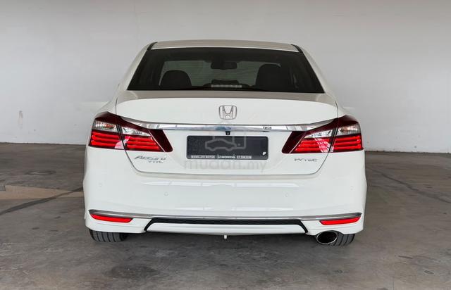2017 Honda ACCORD 2.0 VTI-L FACELIFT (A) FULL LOAN - 4