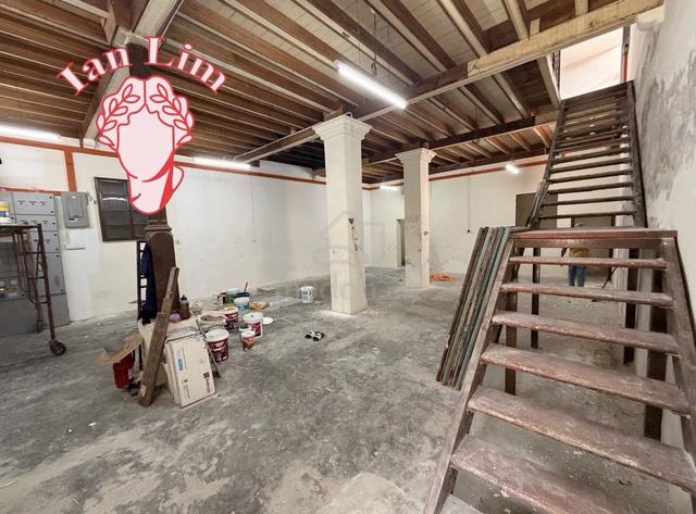 2 storey off Armenian Street Archeh HERITAGE Shophouse Rent Georgetown 1