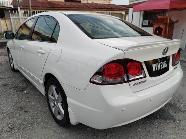 2011 Honda CIVIC 1.8 i-VTEC (A) - 2