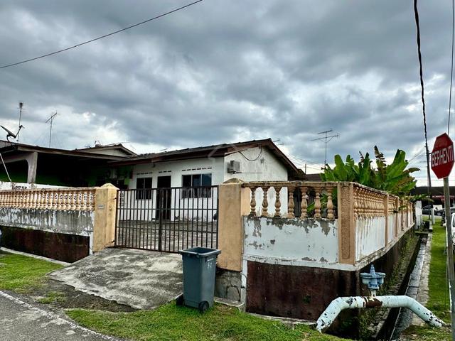 100% loan tmn damai jln merak kulai 1sty low cost corner cash out unit 1