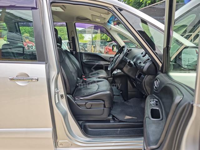 2017 Nissan SERENA FULL SPEC 2.0 (AUTO) - 4