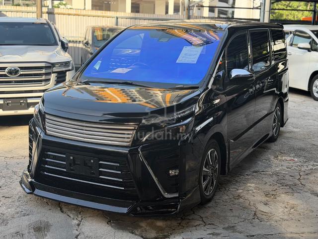 2021 Toyota VOXY 2.0 ZS KIRAMEKI 3 8-SEAT - 2