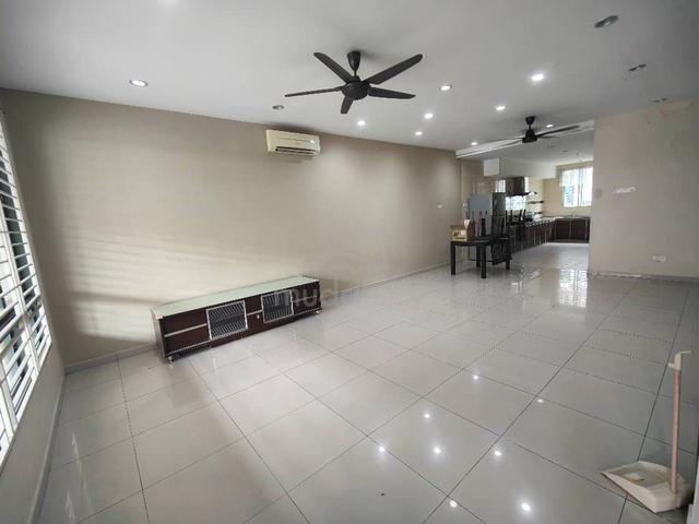 2.5 Storey Terrace Land Area 1388’ @ Taman Minyak Utama Bukit Mertajam 1