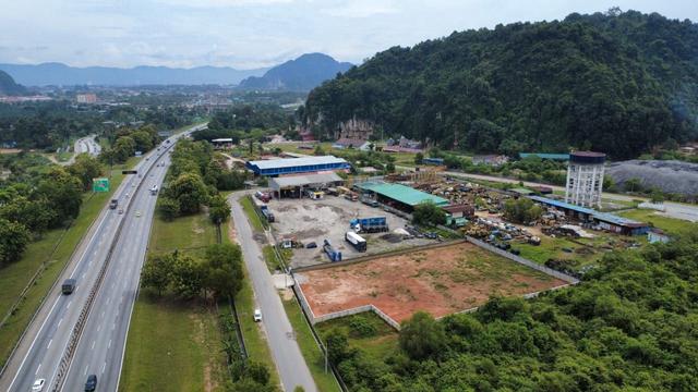 Simpang Pulai/ Gopeng Ipoh 1 Acre Industrial Land Strategic Location 1