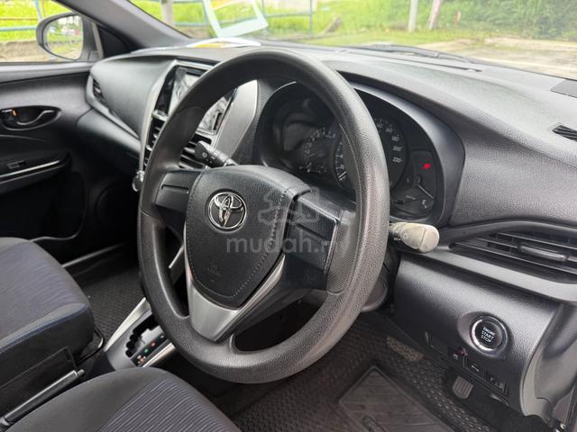 2019 Toyota YARIS 1.5 J (A) On the road - 4