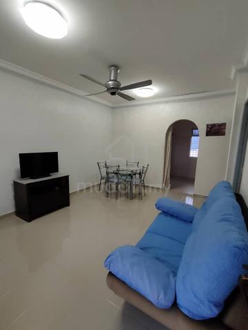 Desa Ixora 1