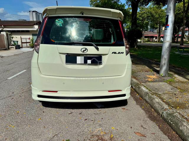 2010 Perodua ALZA 1.5 EZ (A)Loan Kedai DISEDIAKAN‼ - 5