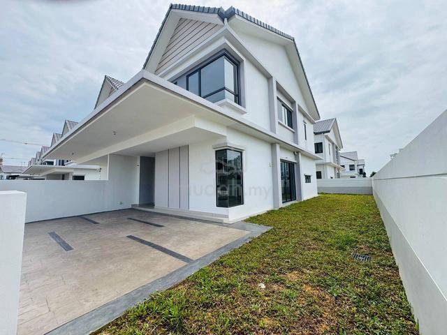 Brand New! End Lot Semi Detached Park Home SEJATI LAKESIDE Cyberjaya 1