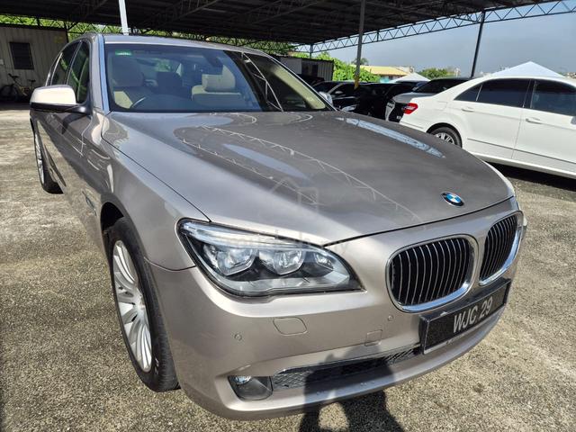 2010 Bmw 730Li - 1