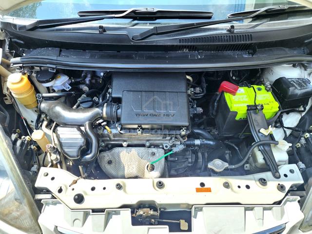 Perodua ALZA 1.5 CONVERT LEATER 7 SEATS FAMILY CAR - 5