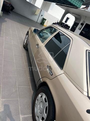 1994 Mercedes Benz E220 2.2 W124 (A) - 5