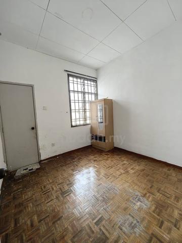 Bandar Putra Kulai Unblock View 1.5 Storey Terrace House For Sale 3