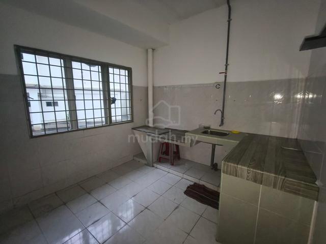 【 top floor 】 1.5 storey shop office space, Jalan Desa, Country Homes 1