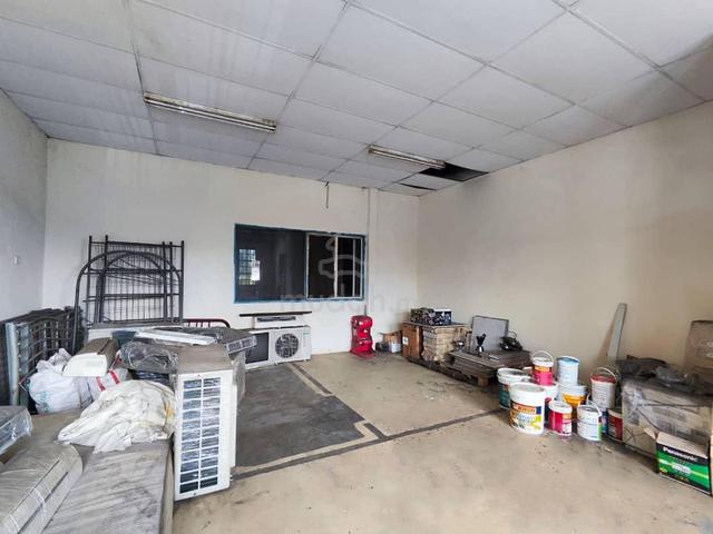 1.5 Storey Terrace Factory @ Taman Mount Austin 4
