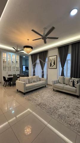 [Jackpot] Below MV Corner Unit 2 storey (Type A) Regent Garden 1