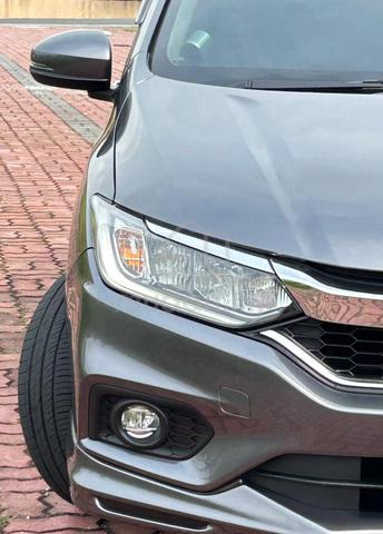 2019 Honda CITY 1.5 V (A)CARKING LOWMIL - 5