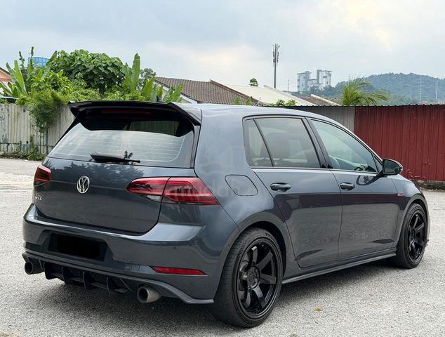 2019 Volkswagen GOLF 2.0 GTI MK7.5 - 4