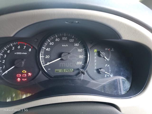 2015 Toyota INNOVA 2.0 E (A) - 4