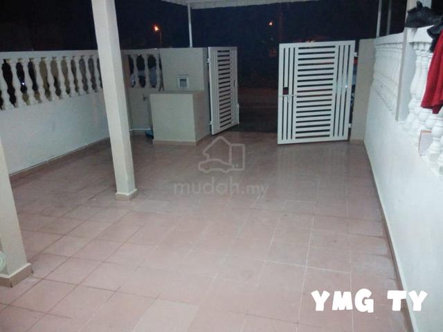 Dato Dagang Bandar Sentosa Double Storey House For Sale! 1