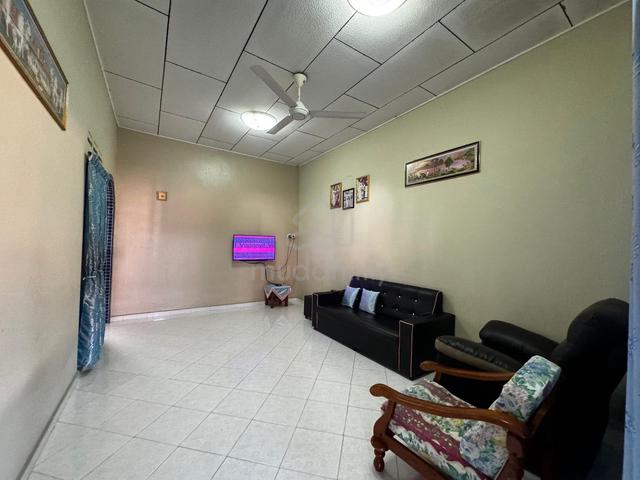 Labis Single Storey terrace 22x70ft Kicthen 2