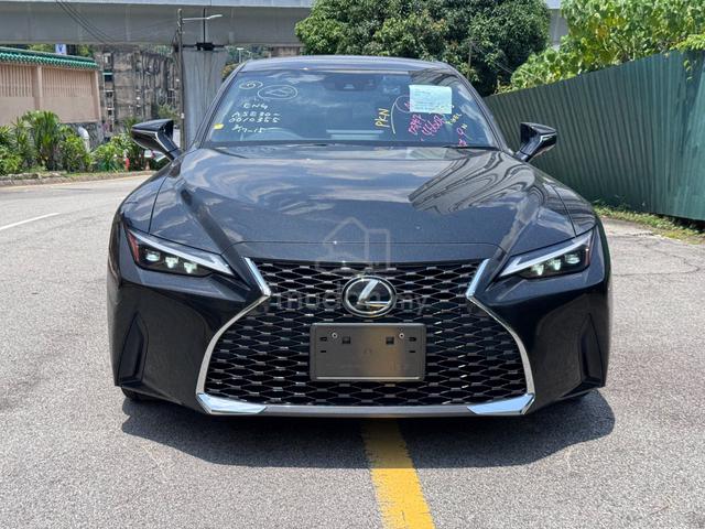 21 RED INT 360CAM BSM Lexus IS300 IS 300 VER-L 2.0 - 2