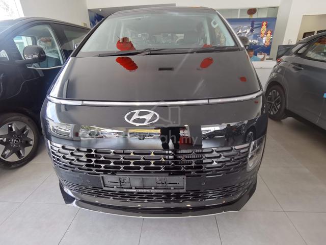 2025 Hyundai Staria only - 1