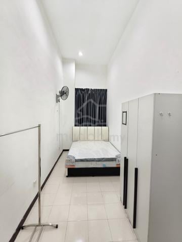 puri aiyu seksyen 22 shah alam medium room for rent(mix gender house) 1