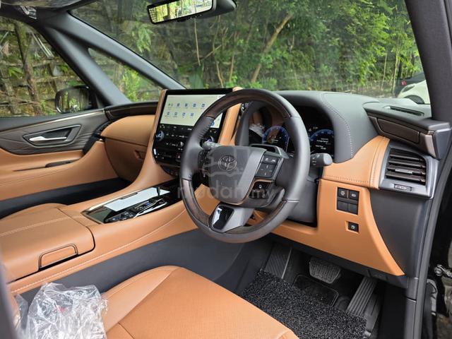 2025 Toyota VELLFIRE 2.4 Z PREMIER 13KM Only 6A - 5