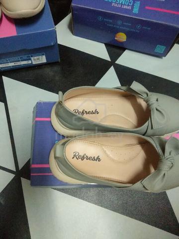 Shoe 9/10 - photo 4 of 6