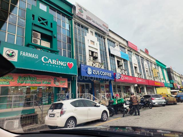ใPuchong๐ฅใFacing Mainroad Good ROI 3-Storey Shoplot for Sale 1