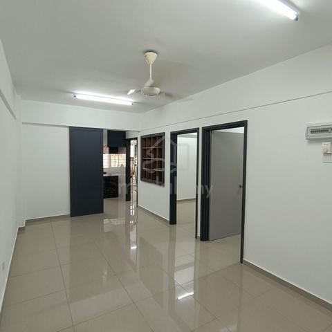 Pandan Ria Apartment (Block B) 1
