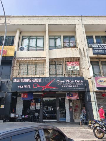 3-Storey Shoplot FOR SALE  1