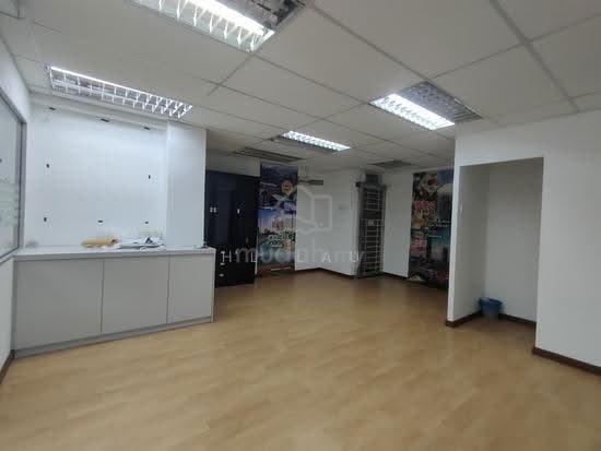4th Floor Renovated Office 2R1B with Lift @ Cheras Business Center 1
