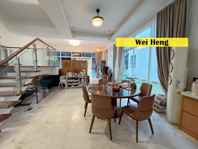 3 sty bunglow house in permai garden tanjung bungah direct to pool 1
