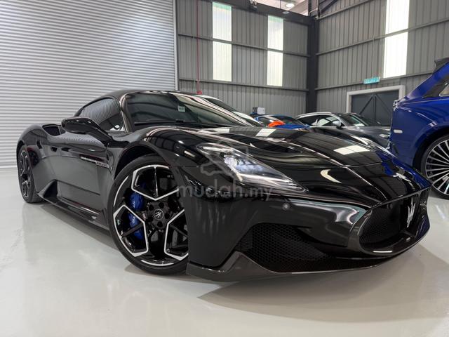 2022 Maserati MC20 3.0 600 km done Like New - 3