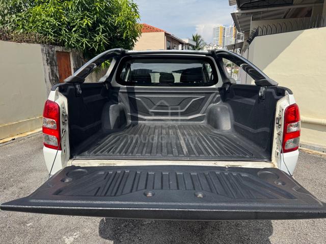 2017 Mitsubishi TRITON 2.4 VGT A/T PREMIUM MY2016 - 4