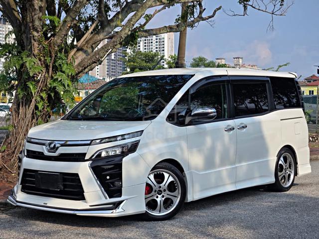 Toyota VOXY 2.0 ZS kirameki ALPINE ZRR80 7S - 1