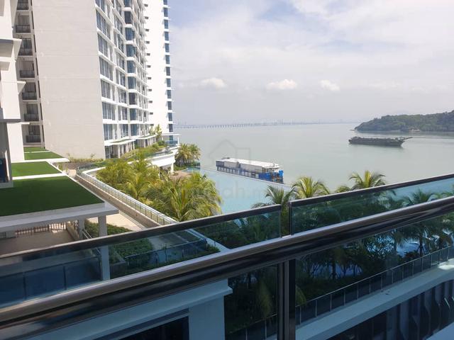 Queens Residences Q1 @ Queens Waterfront 1