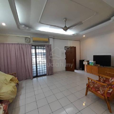For Rent Pengkalan Barat 2 Storey Terrace House, 4 Bilik, 3 Bilik Air 1