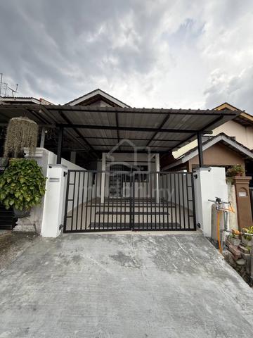 Ulu Tiram, Bukit Jaya, Puteri Wangsa, 2 Tingkat 3Bilik Tidur Full Loan 3