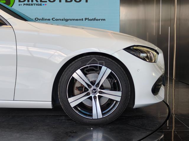 2021 Mercedes Benz C200 1.5 AVANTGARDE FSR Wrty 27 - 3