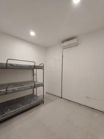 Shop office (WITH RENOVATION, TOP FLR UNIT) 1