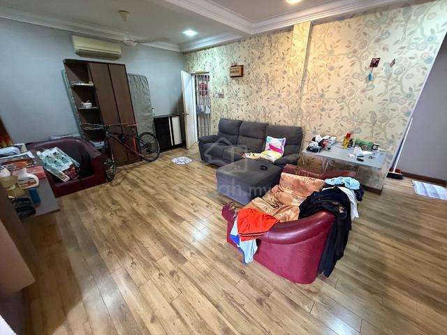Taman Suria Shop Apartment 1