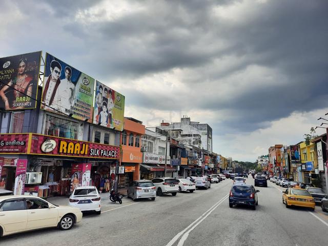 FREEHOLD Double Storey Shop Lot Rawang Town 1