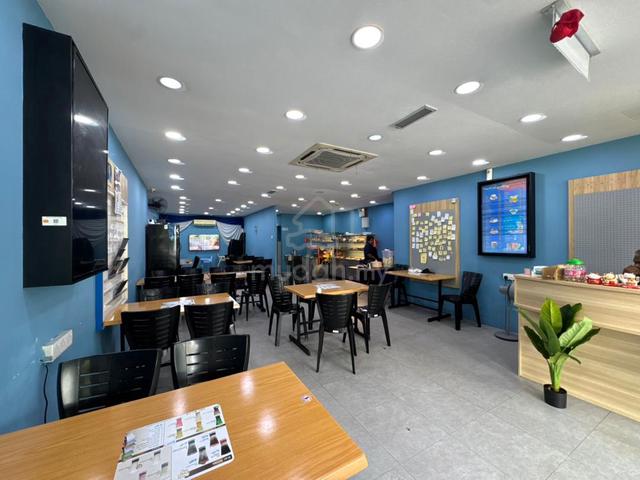[HOT FACING MAINROAD] Ground Floor Shoplot Malim Jaya Merdeka Permai 1