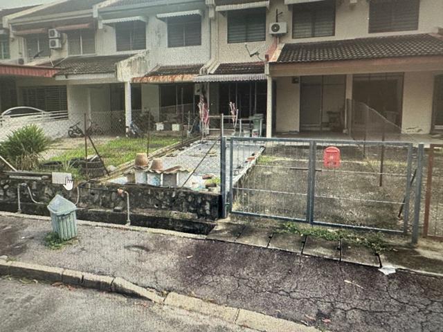 SOLOK PEKAKA , 2/terrace for sale --bu 2000sf 1